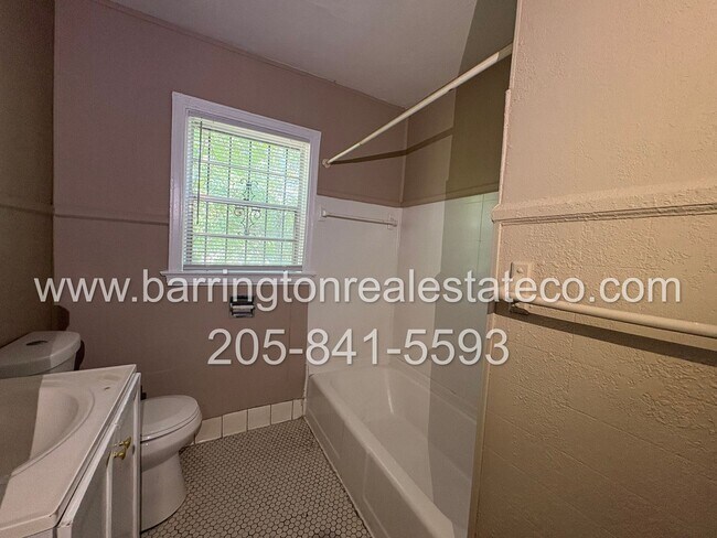 1804 33rd St Ensley