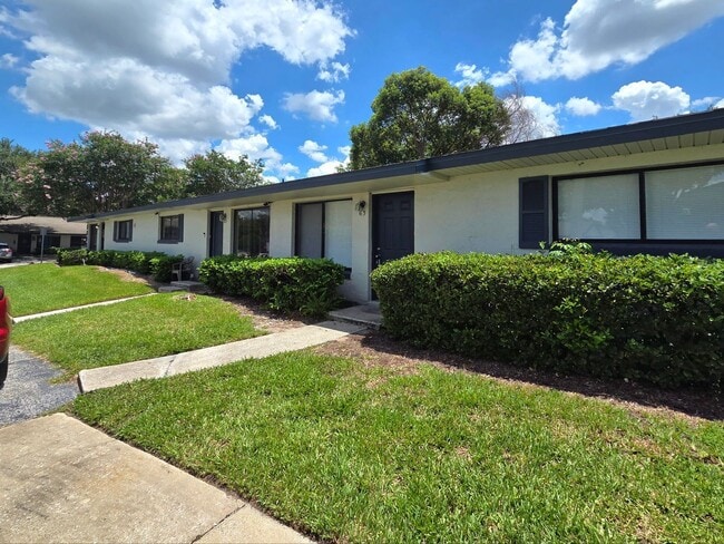 Building Photo - 605 Northlake Blvd Unit 63