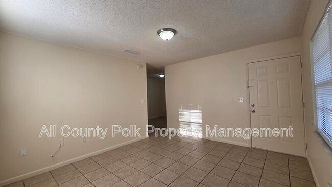 Photo - 1010 Jacks St