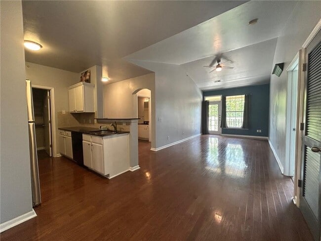 Building Photo - 4261 NE Meadow Creek Cir Rental