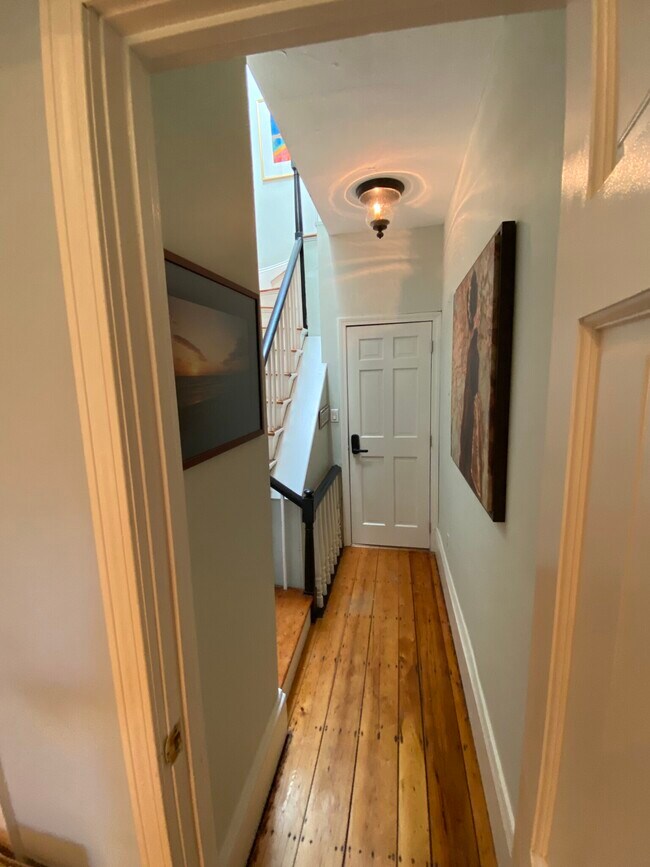 Photo - 53 E Springfield St