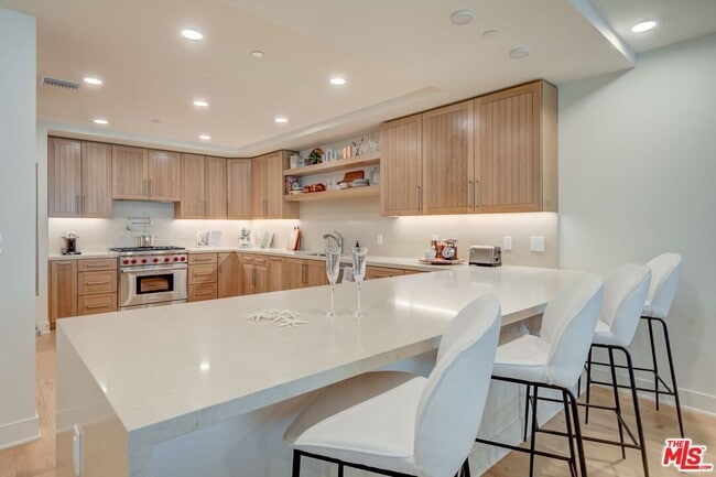 17325 Castellammare Dr Unit 501