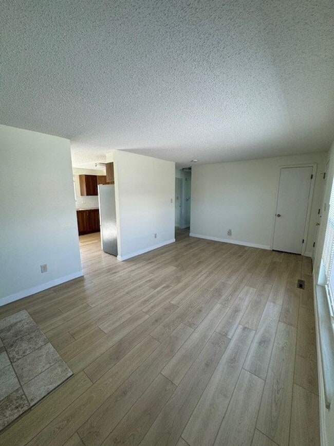 Photo - 1410/1412Terry Unit 1412 Terry Street