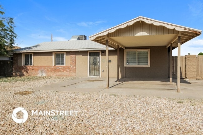 Building Photo - 2534 N 51st Dr