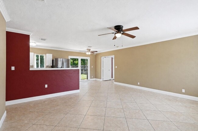 Photo - 1129 NW 7th Terrace