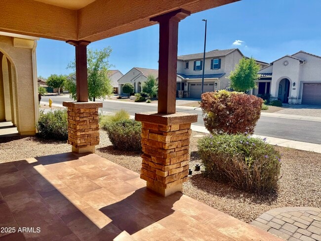 Photo - 980 E Knightsbridge Way