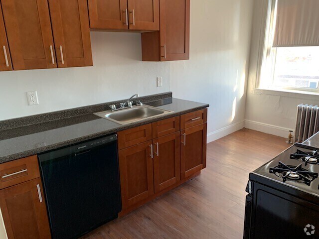 Building Photo - 1795 Commonwealth Ave Rental
