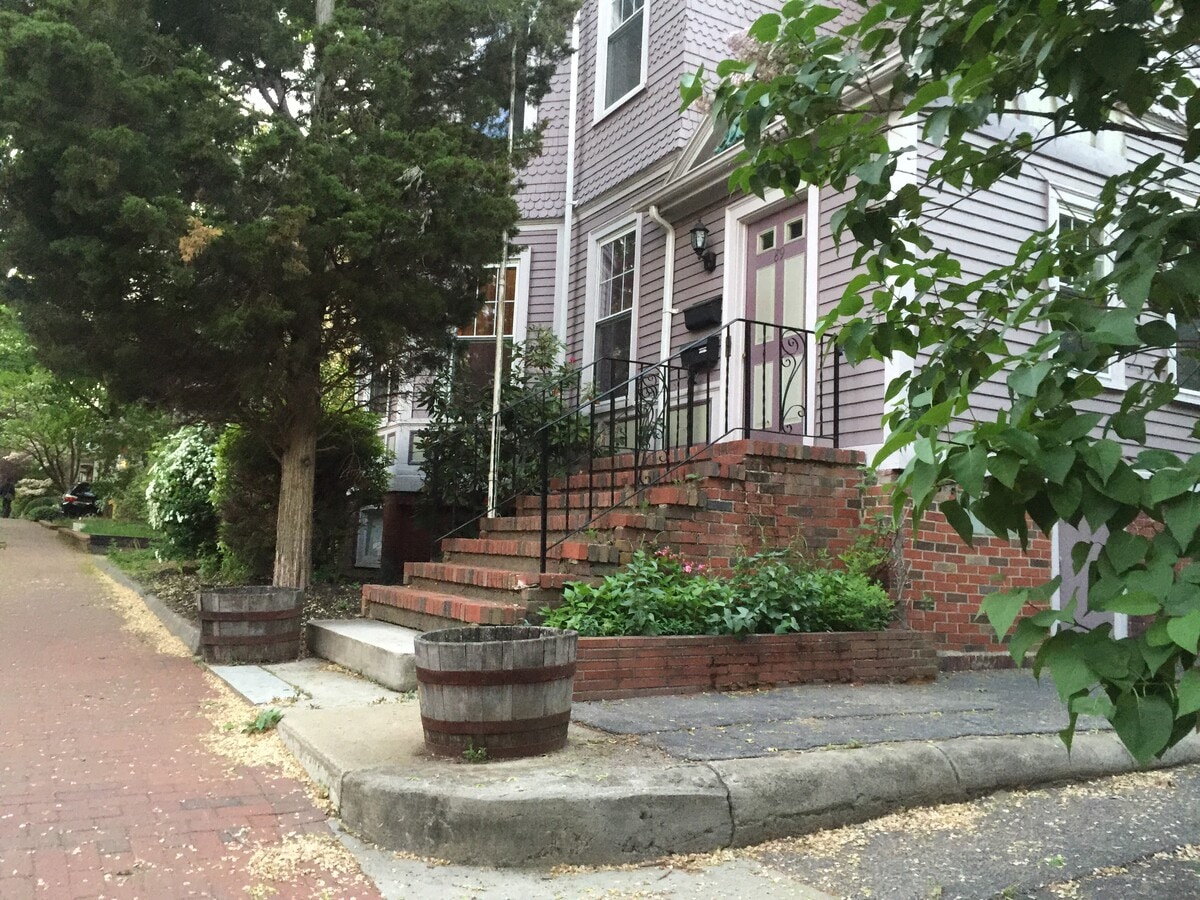 Photo - 89 Upland Road