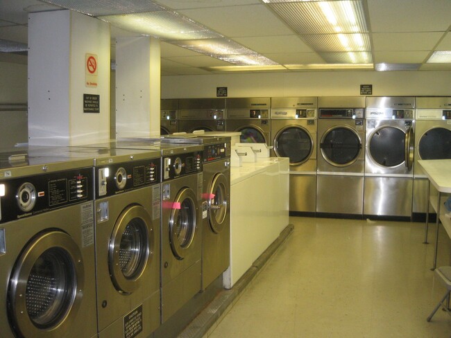 Photo - 2400 N Lakeview Ave Unit 904