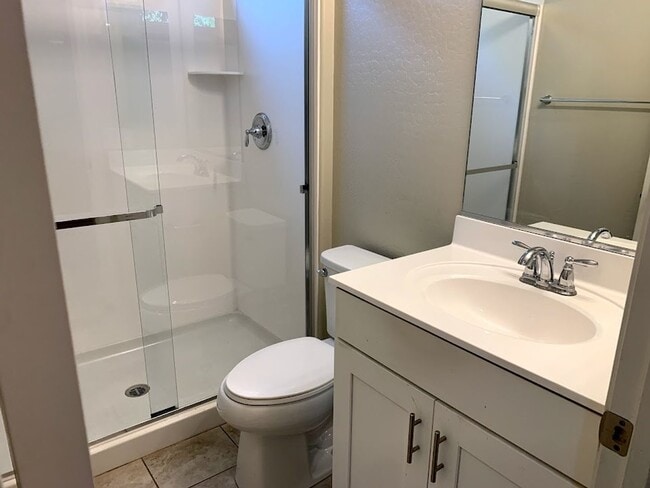 Photo - 4 BEDROOM PLUS LOFT, BUILT IN BBQ WITH COMMUNITY POOL