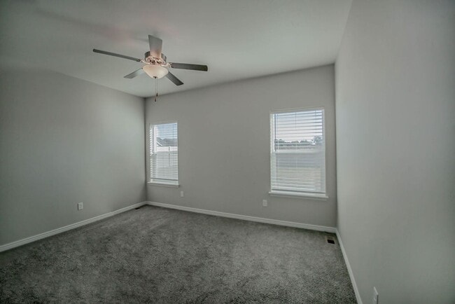 Photo - 745 Shadowleaf Ave Unit 745