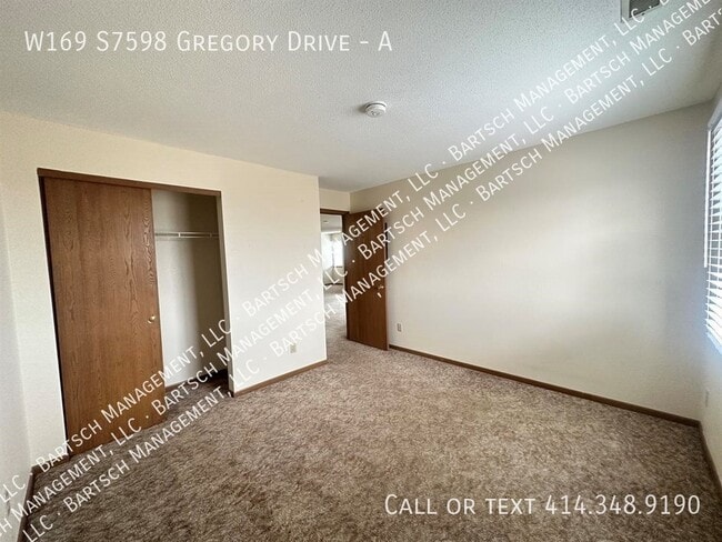 Photo - W169S7598-S7598 Gregory Dr Unit A