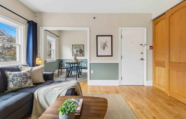 Photo - 5393 Victoria Rd Unit 211