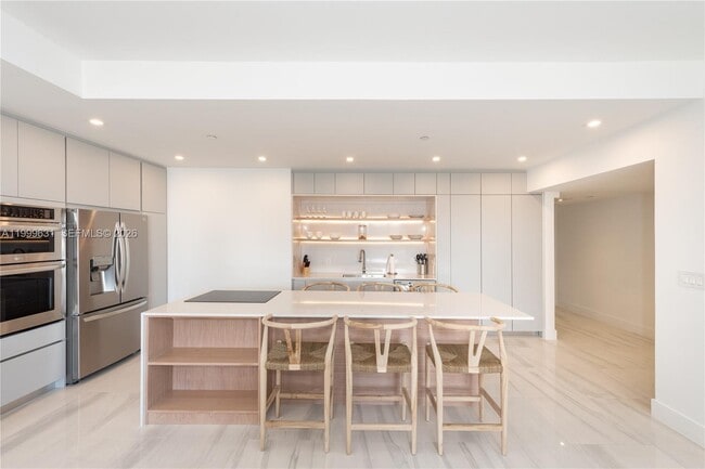 Photo - 201 Crandon Blvd Unit 923