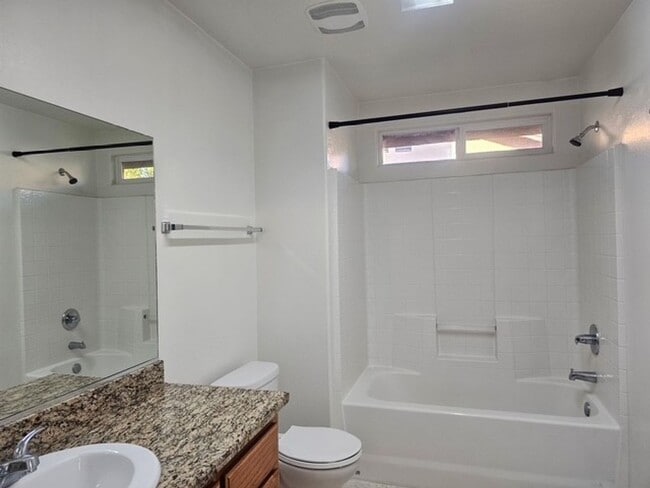 Photo - NOR - Away from the hustle and bustle but not far from Freeway 99.