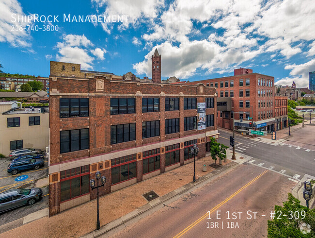 Building Photo - 1 E 1st St Unit #2-309 Rental