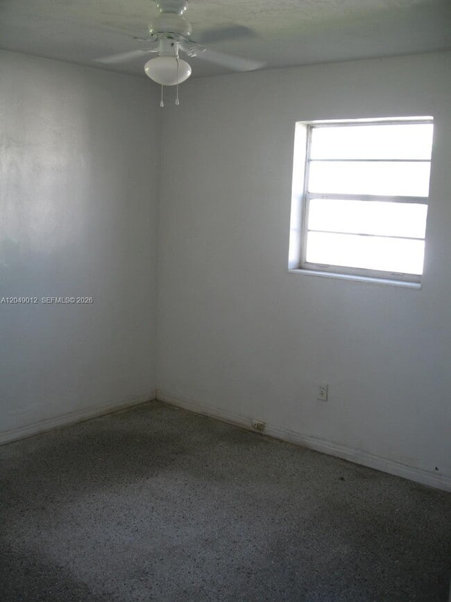 136 NW 14th Way