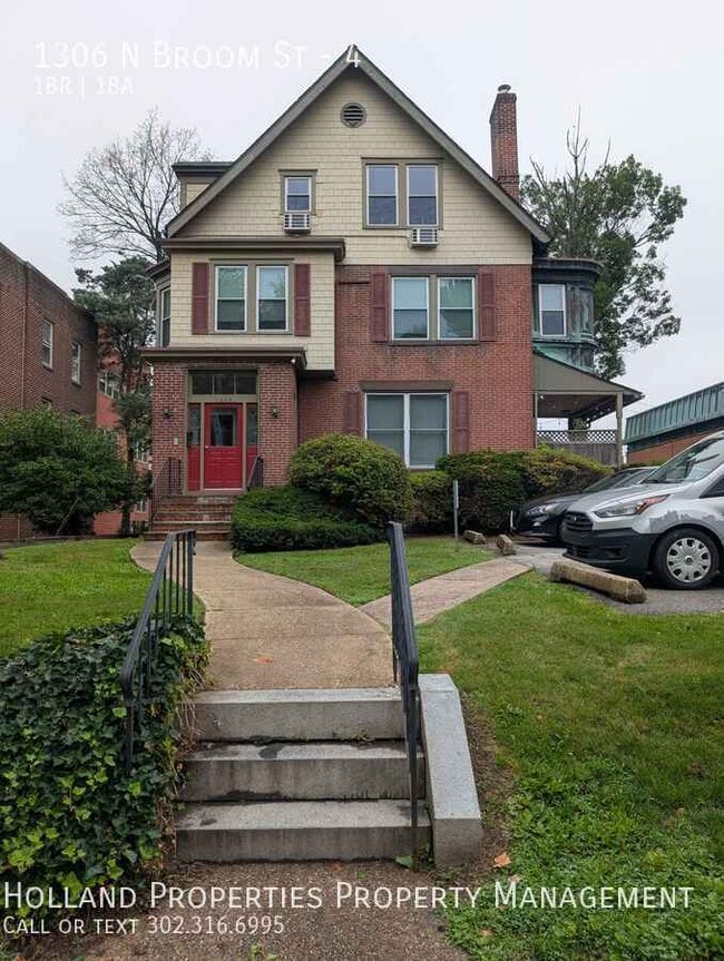 Building Photo - 1306 N Broom St Unit 4 Rental