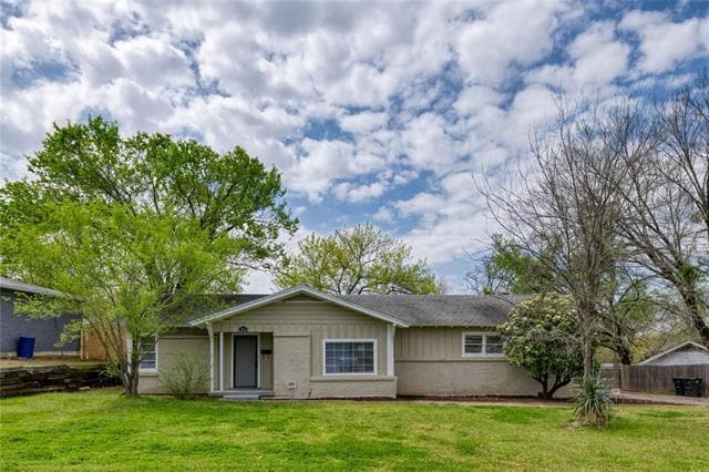 1604 Weiler Blvd