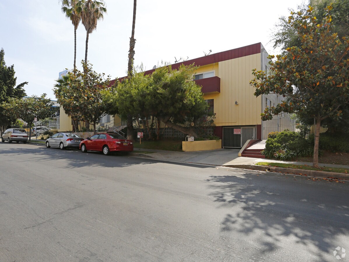 722 S St Andrews Place - 722 S. St. Andrews Place