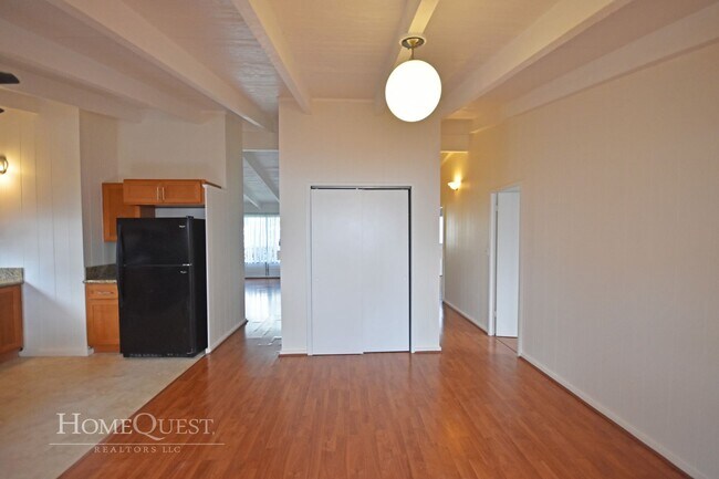 Photo - 731 Kalalea St