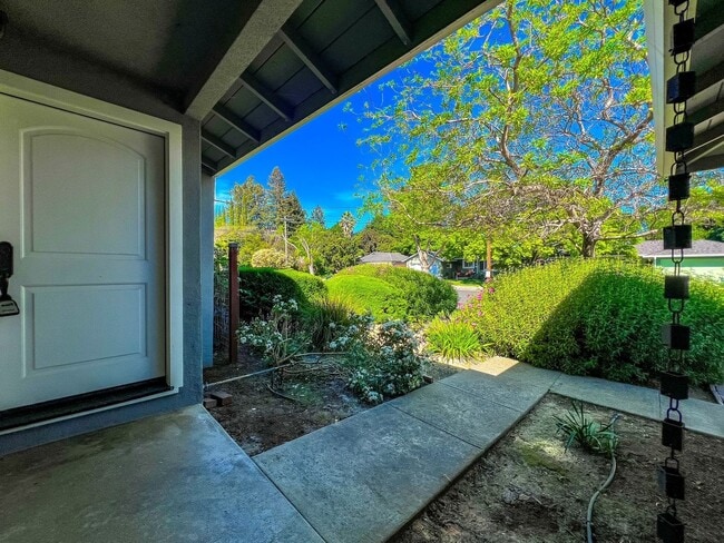 Photo - Beautiful Three Bedroom North Napa Home