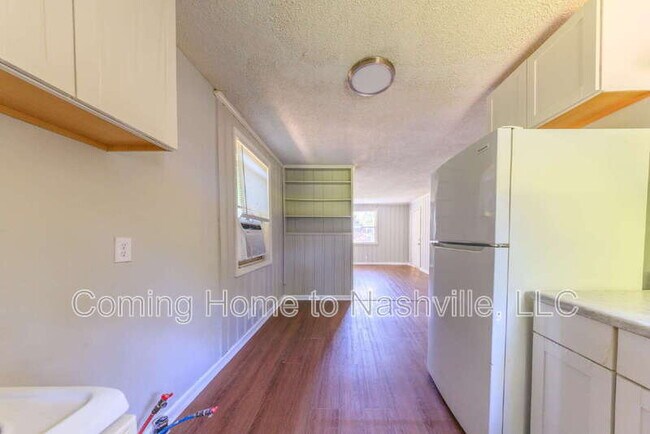 410 Ewing Dr