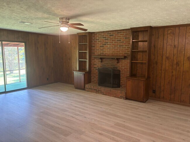 41 Mallard Ln