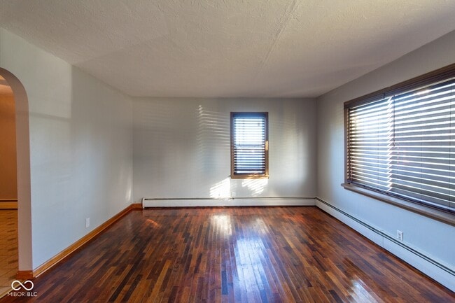 Photo - 2510 W 38th St