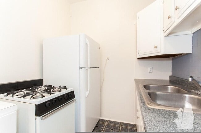 Photo - 4601 N Lincoln Ave