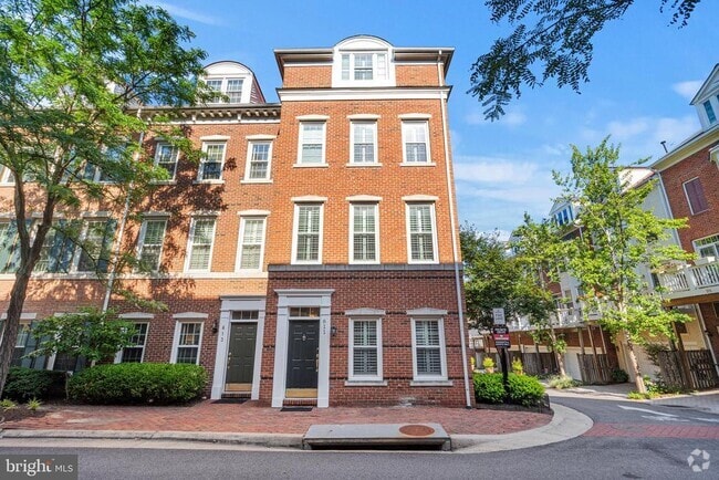 Building Photo - 611 Tivoli Passage Rental