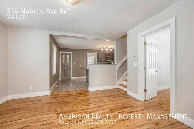 Photo - 236 Marion Ave NW