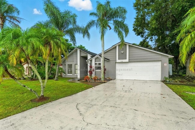 Photo - 714 Caribou Dr