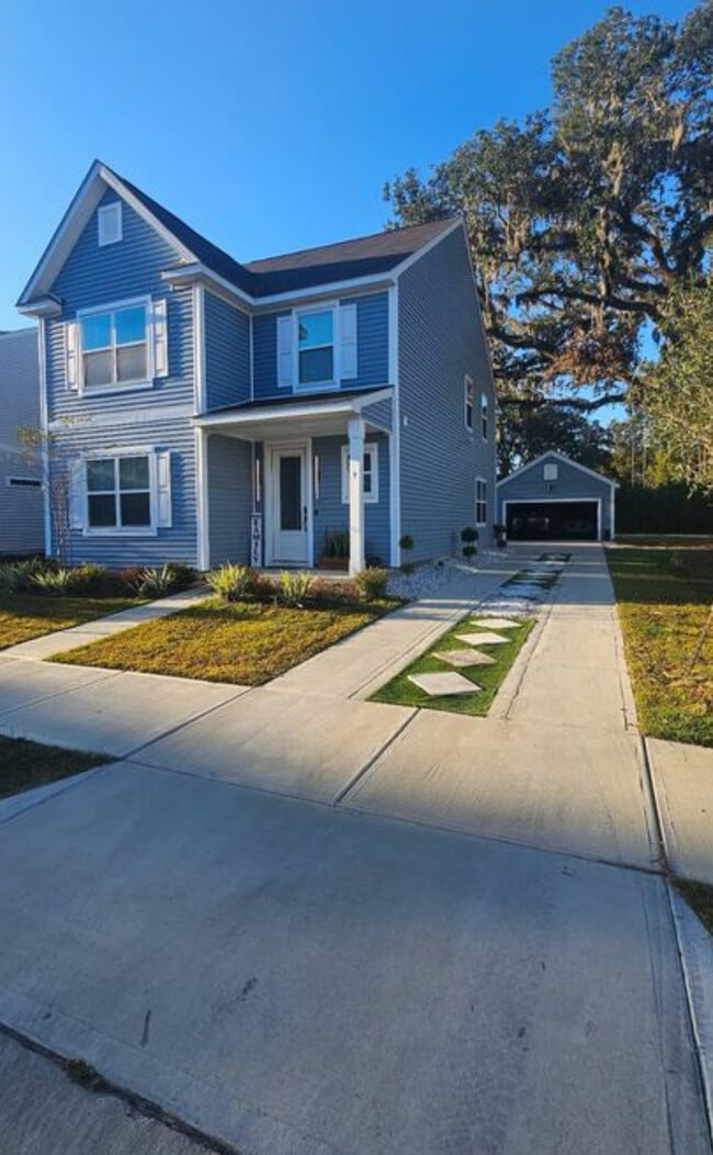 Photo - 9 Whispering Oaks Cir House