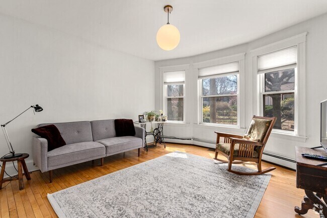 Building Photo - 75 Brook St Unit 1 Rental