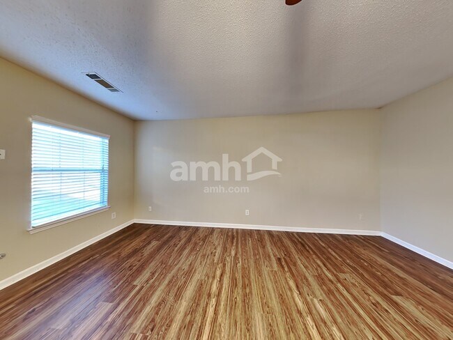 Photo - 1813 Tulip Petal Rd