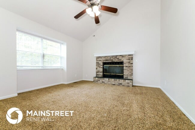 Photo - 2145 NE Concord St