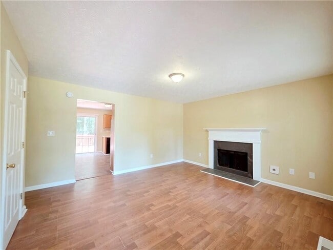 186 S Red Oak Way