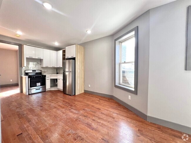 Building Photo - 39 Van Wagenen Ave Unit 2LL Rental
