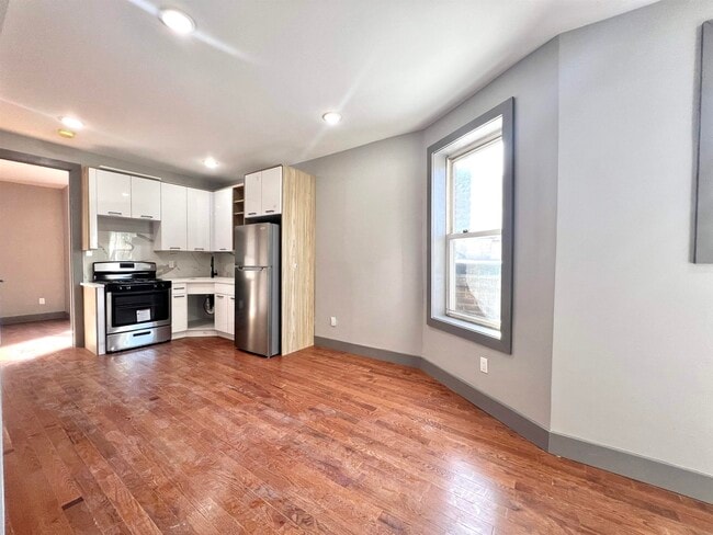 Photo - 39 Van Wagenen Ave Condo Unit 2LL