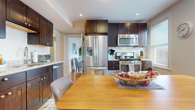Photo - 30 Clay St Unit 3