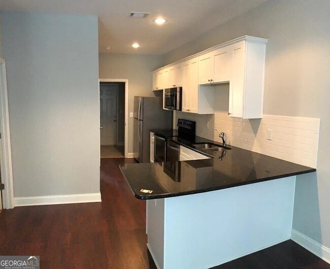 Photo - 1350 Binghampton Cir