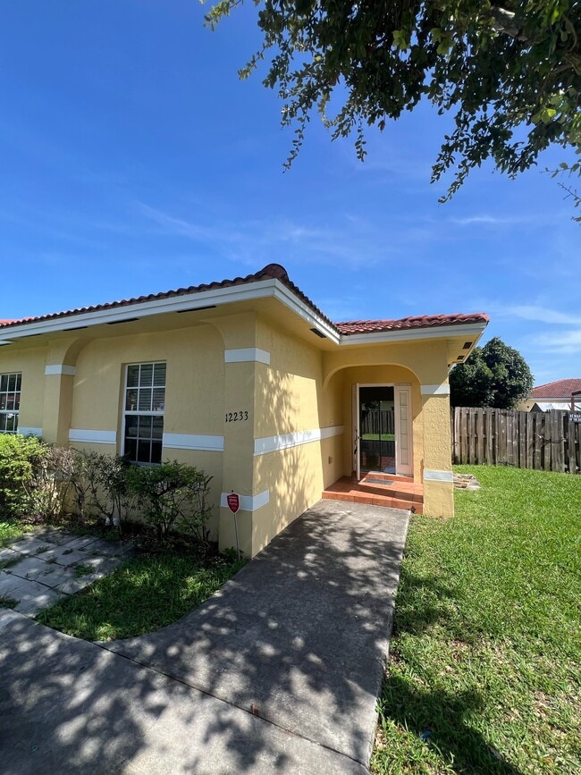 Photo - 12233 SW 215th Terrace