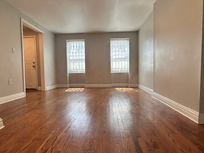 Photo - 85 Macon St Unit BROWNSTONE LIVING