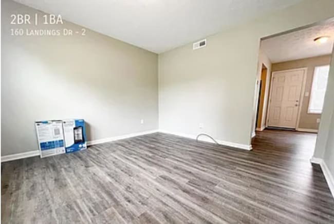 Photo - 160 Landings Dr Unit 3