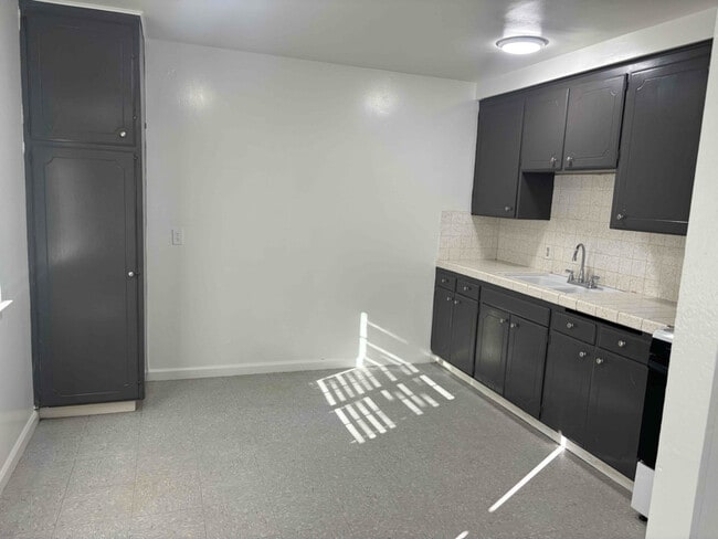 Photo - 1530 Edgar Ave Unit 104