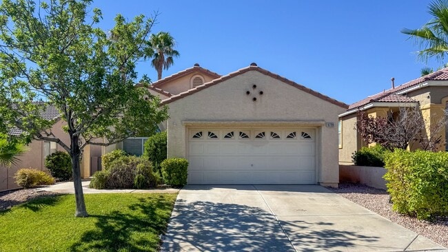 Building Photo - 3 Bed, 2 Bath Single-Story Home in Summerlin