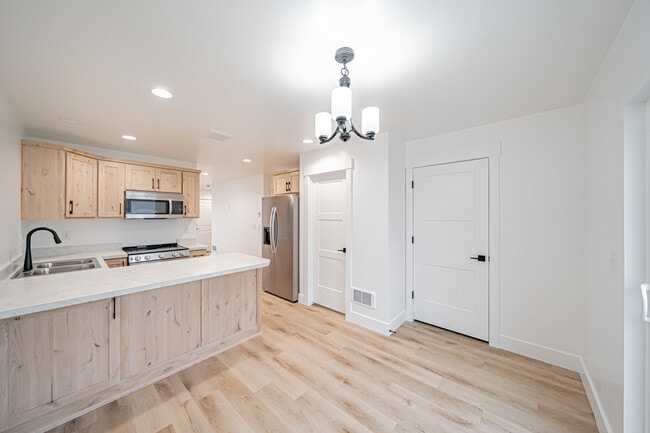 Photo - 497 Pleasant Country Ln