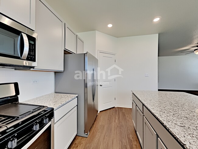 Photo - 2717 Lillybrook Ln