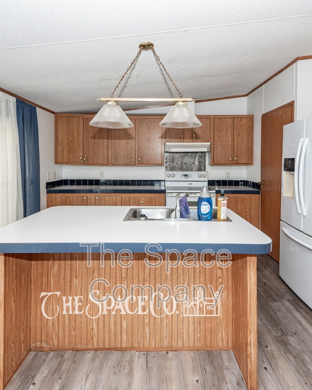 Photo - 255 Mitton Rd